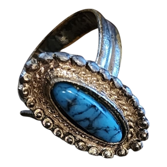 Vintage Turquoise Statement Ring Adjustable Silver Tone Boho Western Style - Picture 5 of 7